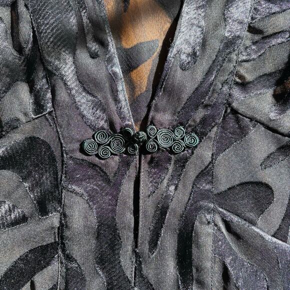 Y2K Additions by Chico's Sheer Zebra Print Blouse Black Funky Chic Size 1 - Picture 2 of 12